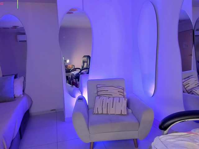 VeronicaBlue live cam on BongaCams