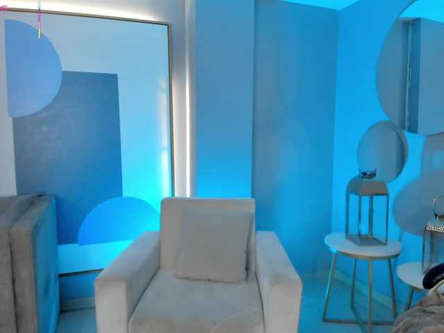 VeronicaBlue live cam on BongaCams