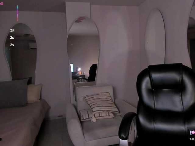 VeronicaBlue webcam