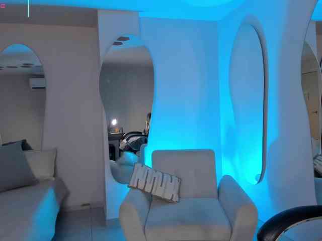 VeronicaBlue webcam