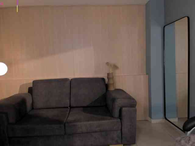VeronicaBlue webcam