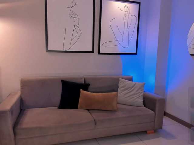 NataliaGaret live cam on BongaCams