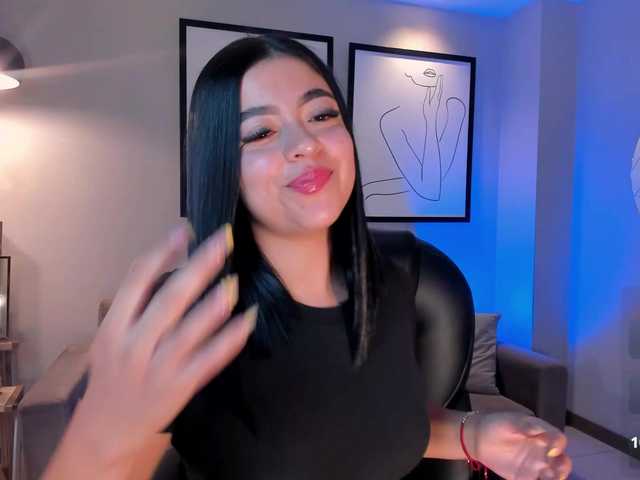 NataliaGaret live cam on BongaCams