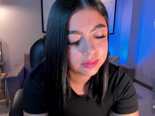 NataliaGaret live cam on BongaCams
