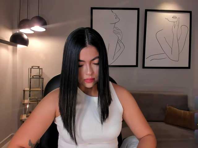 NataliaGaret live cam on BongaCams
