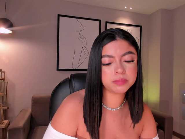 NataliaGaret live cam on BongaCams