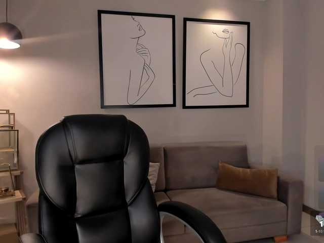NataliaGaret live cam on BongaCams