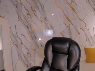 MaddisonTaylor Porn Show