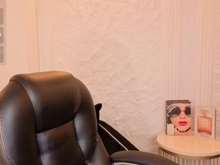 MaddisonTaylor Porn Show