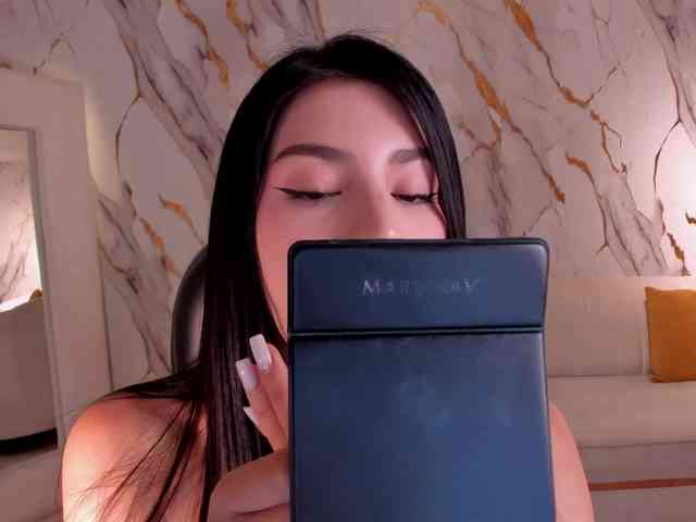 MaddisonTaylor webcam