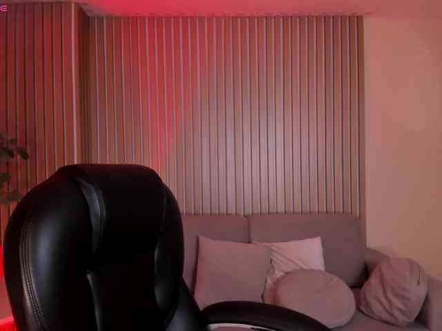 MaddisonTaylor webcam