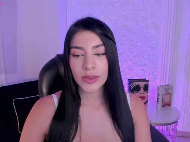 MaddisonTaylor webcam