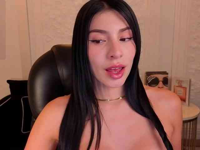 MaddisonTaylor webcam