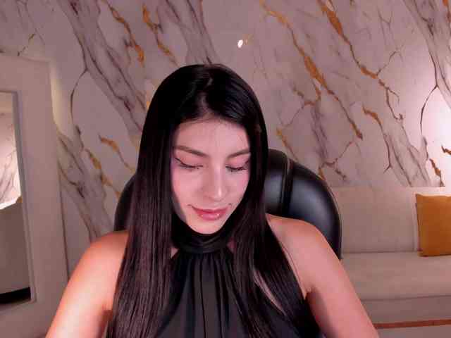 MaddisonTaylor webcam