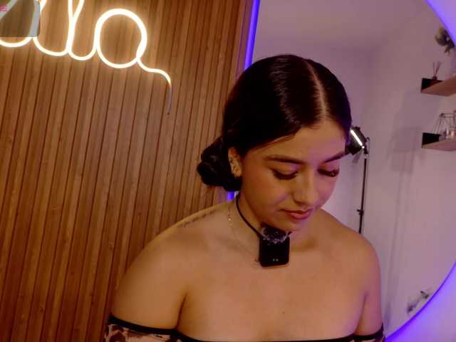 MilaColeman live cam on BongaCams
