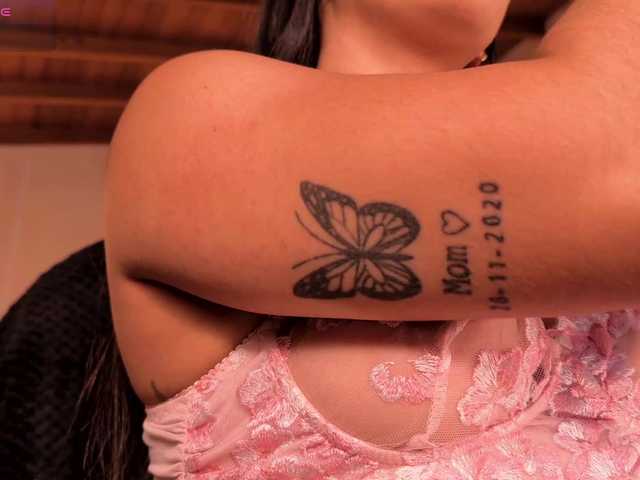 MilaColeman live cam on BongaCams