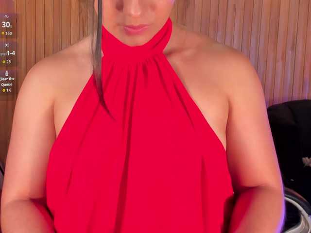 le modèle MilaColeman est en webcam porno dans un show sur le site bongacams, il possède les tags suivants: Latino/Hispanic,Brunette,Shaved