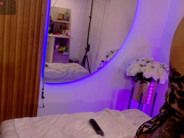 MilaColeman live cam on BongaCams