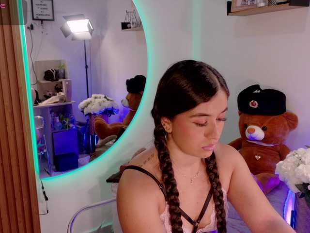 MilaColeman live cam on BongaCams