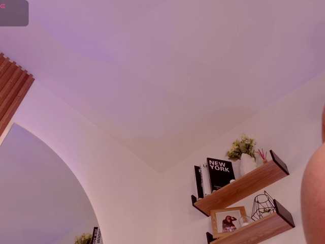 MilaColeman live cam on BongaCams