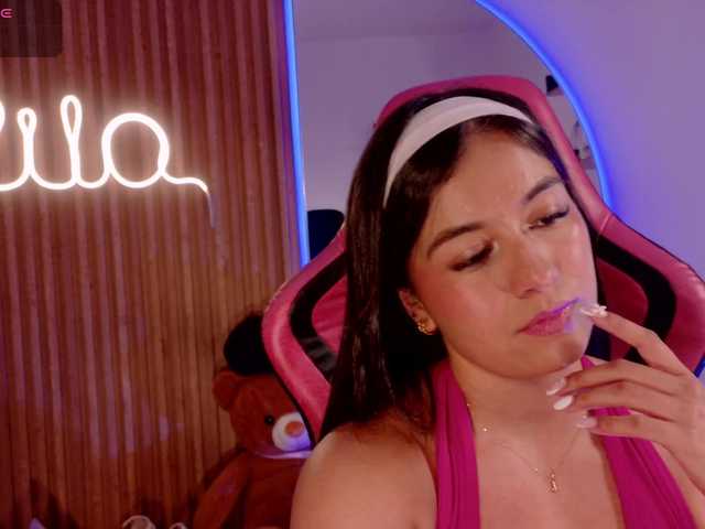MilaColeman live cam on BongaCams