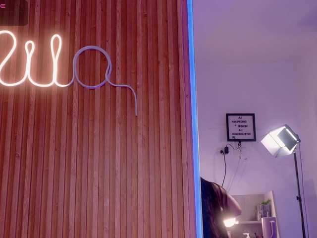 MilaColeman live cam on BongaCams