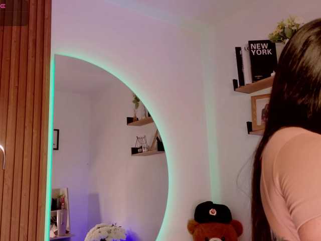 MilaColeman live cam on BongaCams