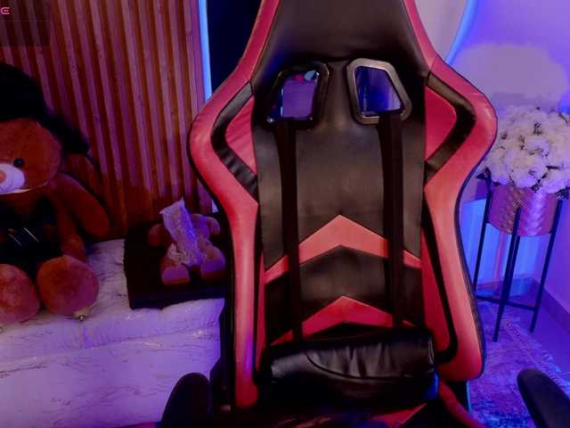 MilaColeman live cam on BongaCams