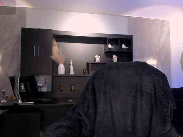 MilaColeman webcam