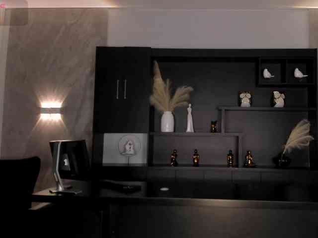 MilaColeman webcam