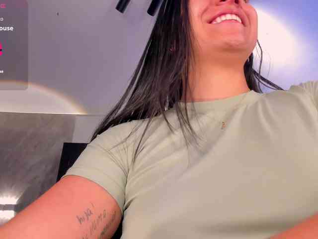 MilaColeman webcam