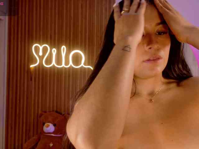 MilaColeman webcam