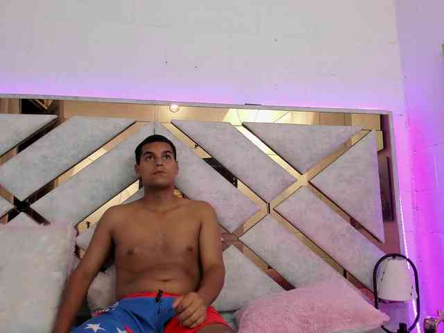 celestesderek webcam