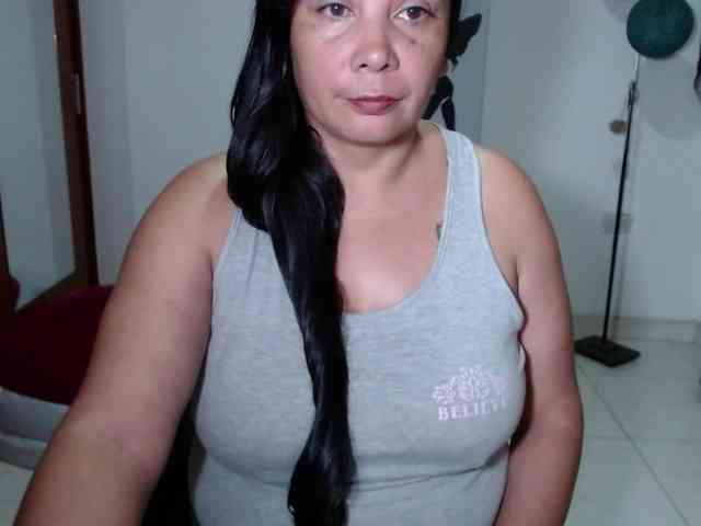 vivian-milf-paint webcam