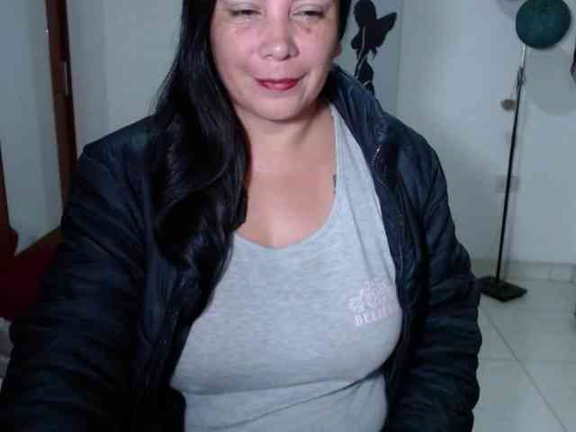 vivian-milf-paint webcam