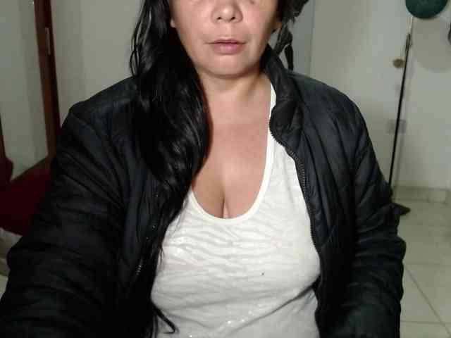 vivian-milf-paint webcam