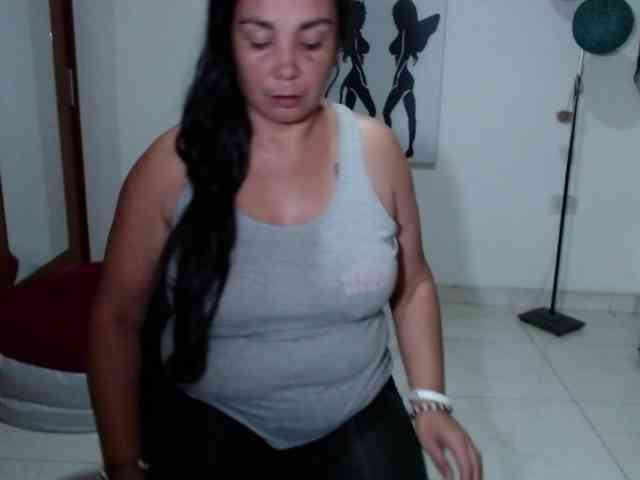 vivian-milf-paint webcam