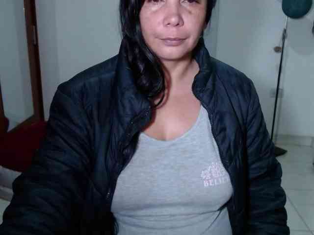 vivian-milf-paint webcam