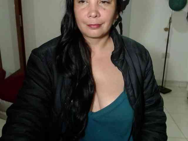 vivian-milf-paint webcam