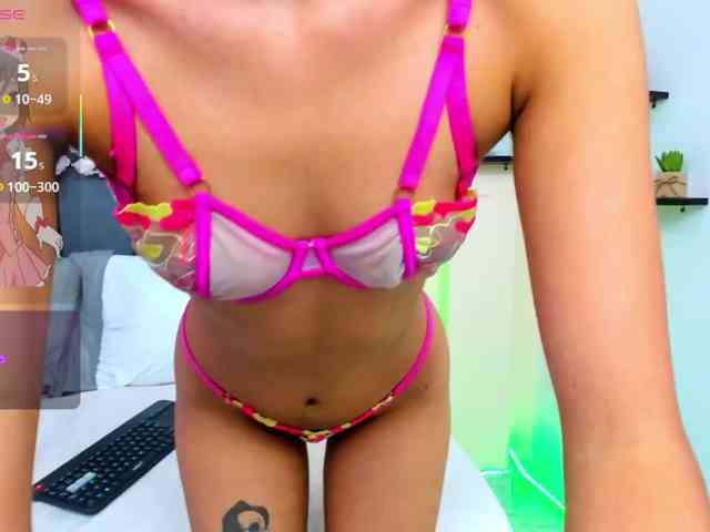 VioletaCollins webcam