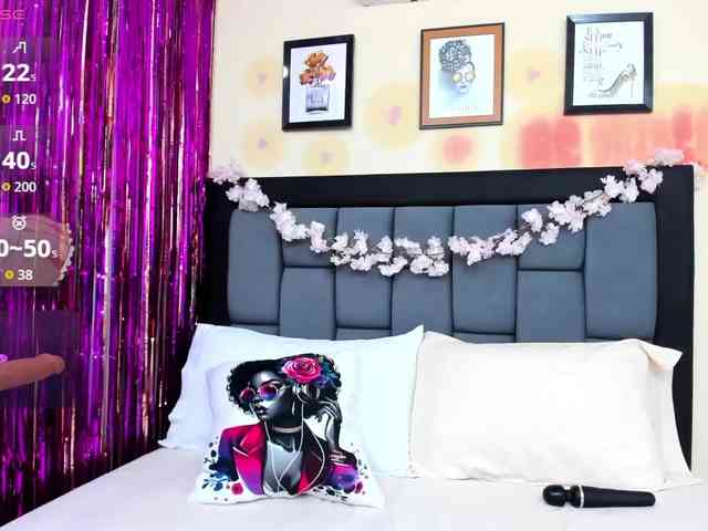 VioletaCollins webcam