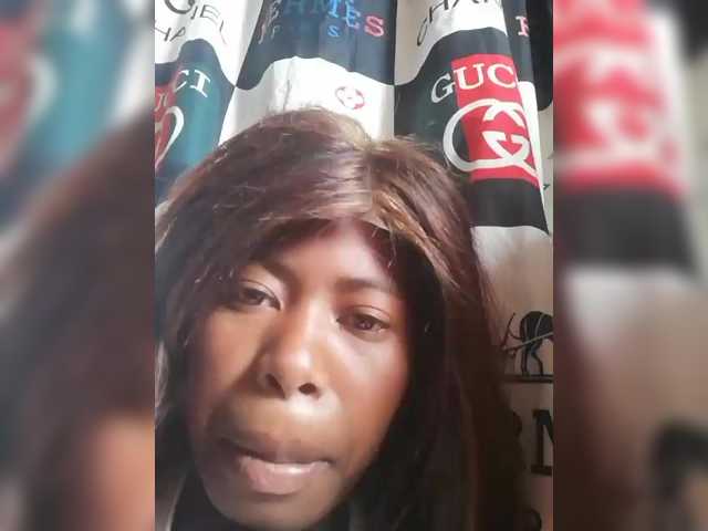 Miranda7 live cam on BongaCams