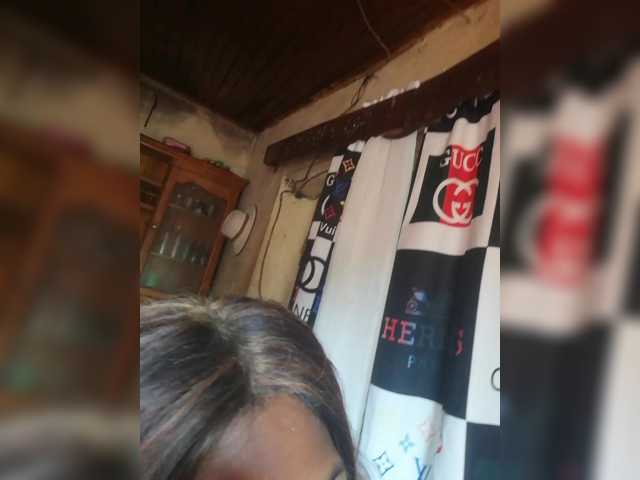 Miranda7 live cam on BongaCams