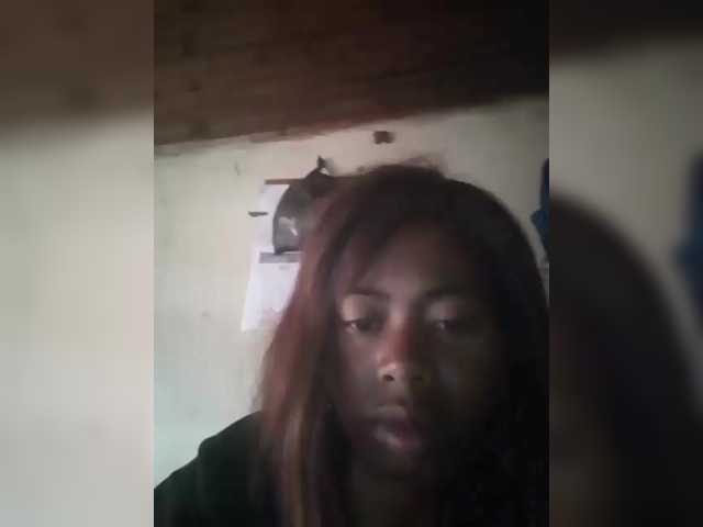 Miranda7 live cam on BongaCams