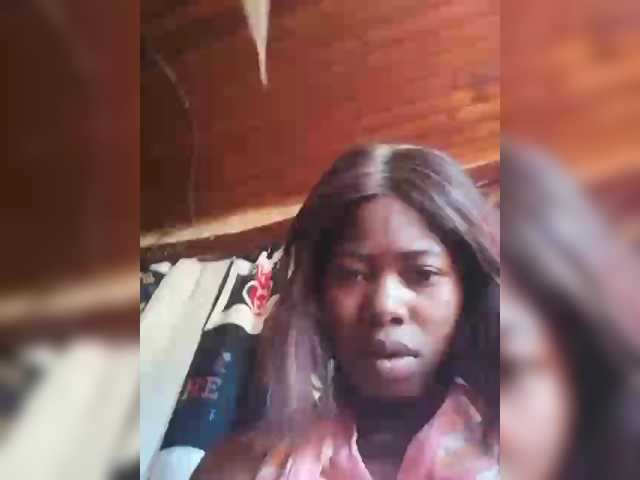 Miranda7 live cam on BongaCams