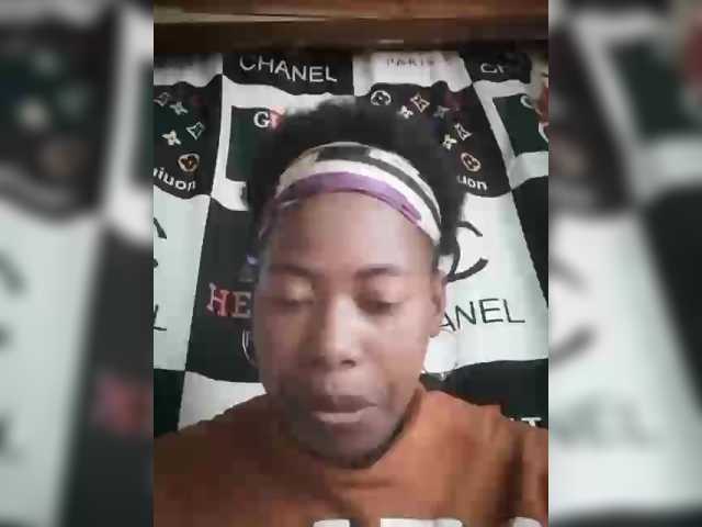 Miranda7 live cam on BongaCams