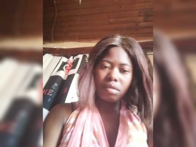 Miranda7 live cam on BongaCams