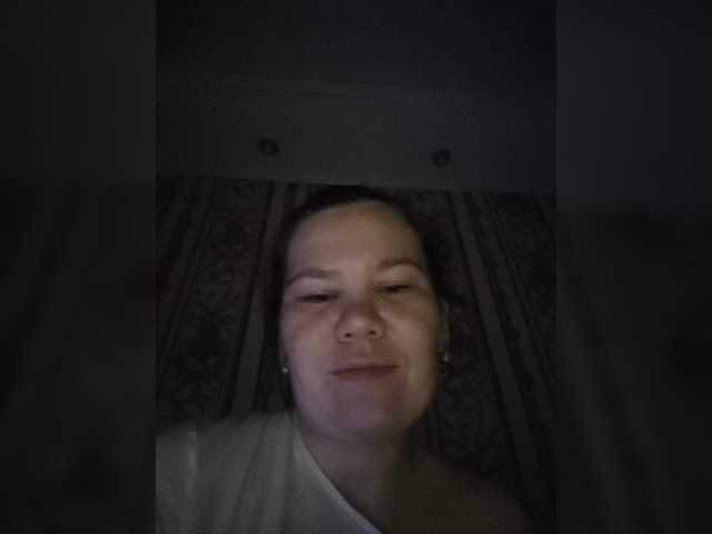 MinnaLinda live cam preview