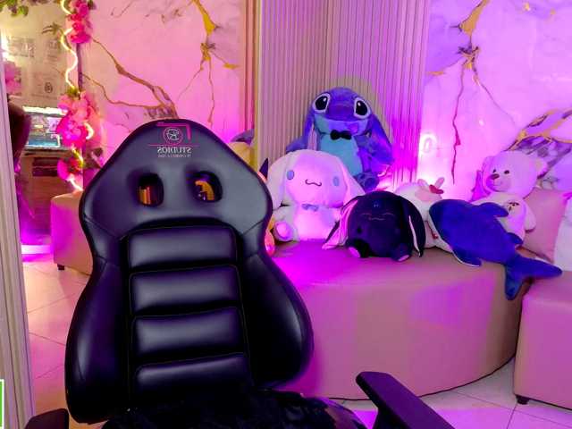 Ameliiaa-tay live cam on BongaCams