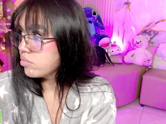 Ameliiaa-tay live cam on BongaCams